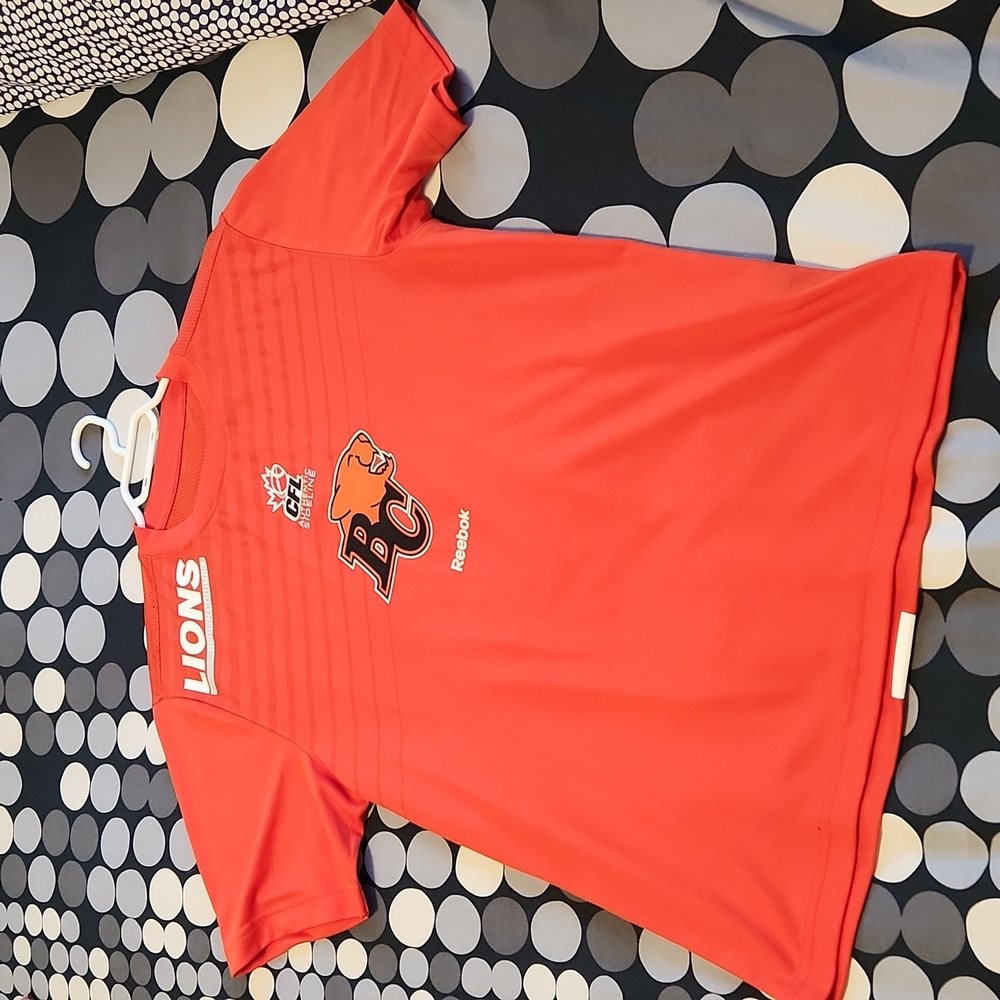 Men's Reebok BC Lions shirt, size Small.